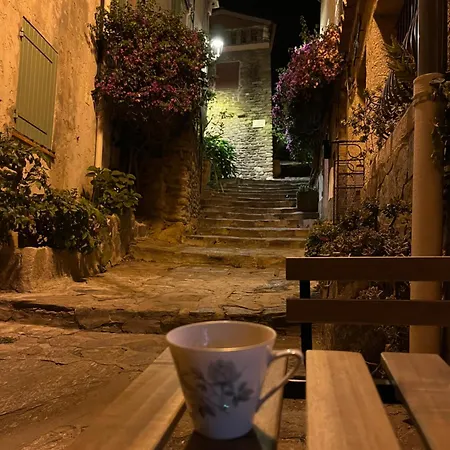 La Recampado בית נופש